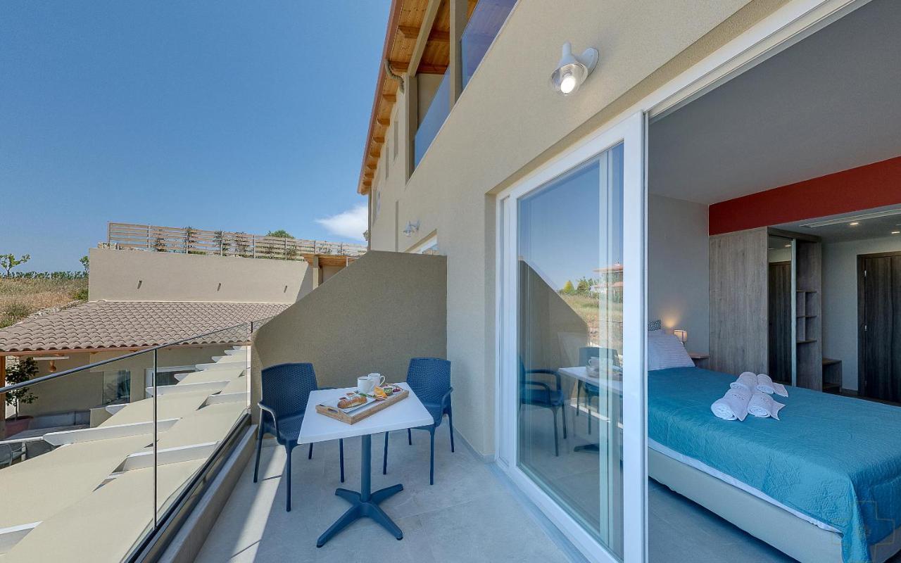 Spiros-Soula Thematic Suites Agia Pelagia Dış mekan fotoğraf