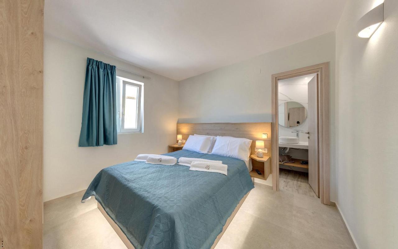 Spiros-Soula Thematic Suites Agia Pelagia Dış mekan fotoğraf